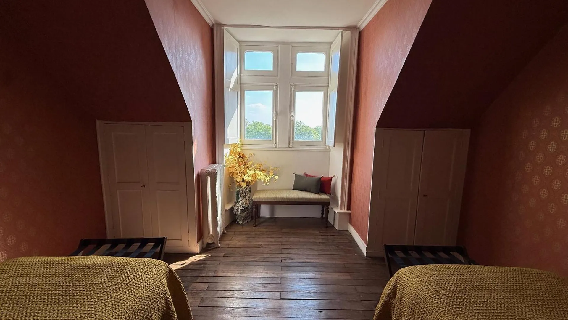 Coin De Paix Bed and Breakfast Saint-Vincent-sur-Oust 0*,  Frankrike